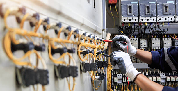 Professional Electrician technician working in Hopkins, MN